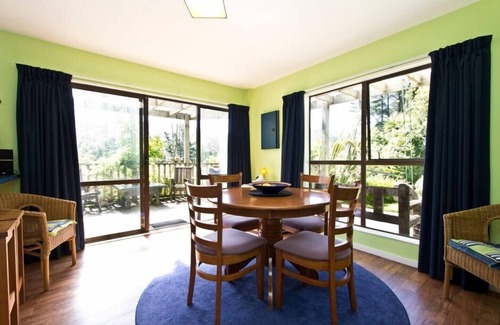 Lower Hutt House | Belmont Country Escape