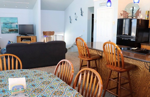 Bandon House | Belo de Rosa: Beautifully remodeled on scenic Beach Loop Road