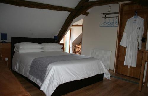 Bethines Hotel | Belonga Mick