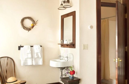 West Glacier Hotel | Belton Chalet