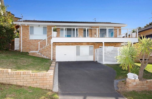Kiama House | BELVEDERE HOUSE BY THE BEACH Kiama 4pm Check Out Sundays except Peak season