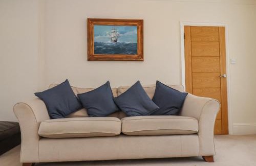 Bridlington House | Belvedere House