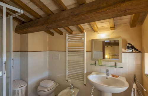 Belforte allʼIsauro House | Belvilla by OYO Calfattore Duca Federico