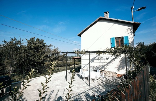 Santo Stefano Belbo House | Belvilla by OYO La casa di Elso