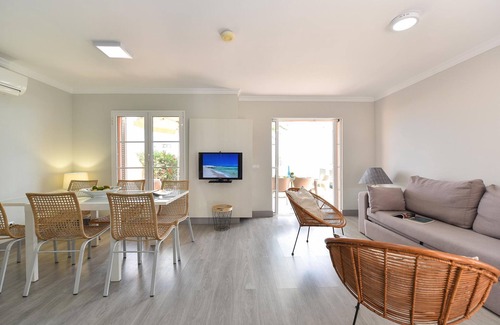 Playa del Ingles Ski Chalet | Belvilla by OYO Santa Ana 7
