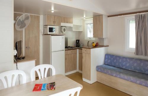 Cambrils House | Belvilla by Oyo Bungalow Ohara