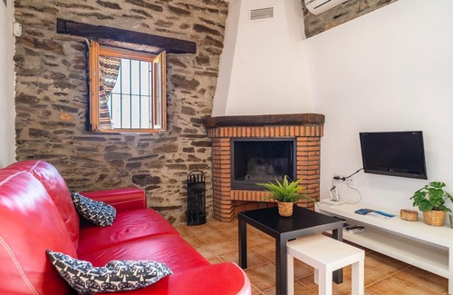 Adra Cottage | Belvilla by OYO La Suerte Crisantemo