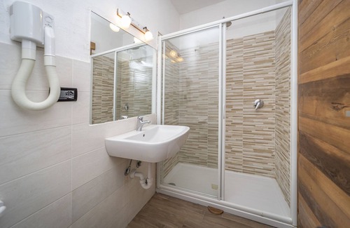 Sauze d'Oulx Ski Chalet | Belvilla by OYO Miramonti 1bilocale 4 pax