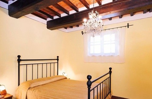 Camucia House | Belvilla by OYO Melograno