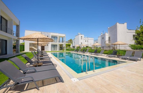 Gundogan Hotel | Ben Houses Family