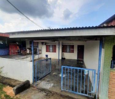 Ayer Keroh House | Ben Shahab Homestay