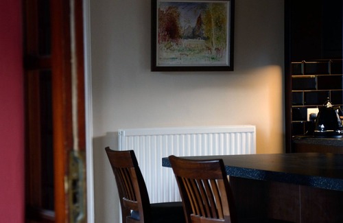 West Laroch Apartment | Ben Vheir Luxury Apartment near Glencoe - Stunning lochside location