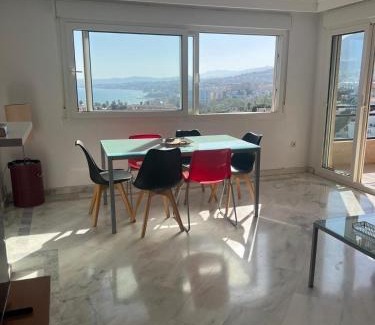 Torrequebrada Apartment | Benalmadena Suite Vistas panorámicas, 2 piscinas, Area infantil, Bar, Jardines y Tenis