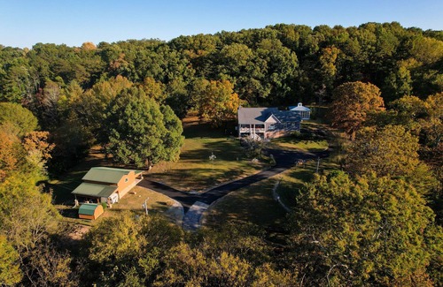 Hixson Apartment | Beneath His Wings at Dry Creek Hideaways