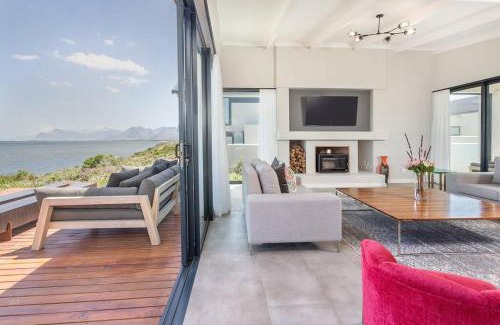 Fisherhaven Villa | Benguela Cove - Coastal Retreat