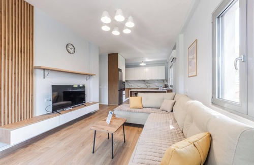 Golem Apartment | Beni's Villa Apartments 2 by PS