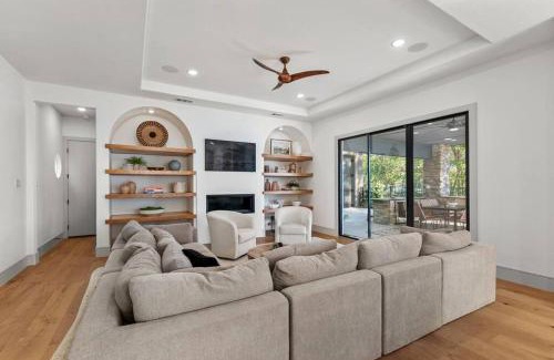 Caney City House | Benjamin Manor in Cedar Creek Lake
