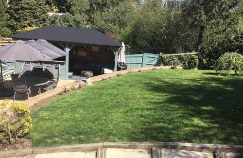 Northway House | Bens Hollow with hot tub