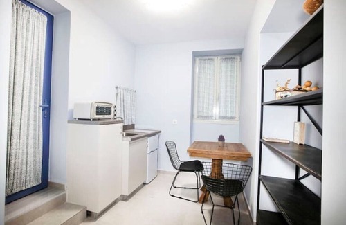 Pangrati Apartment | Bentzi.boutique Apartment , Superior Suite