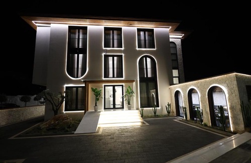 Berat Hotel | Beratinus1