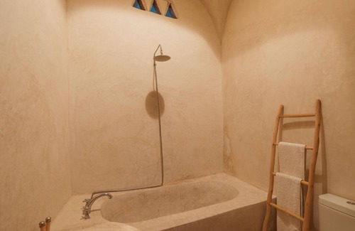 Oumnass House | Berber superior bedroom