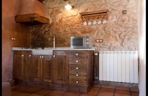 Berga Villa | Berga Villa Sleeps 2 with Pool