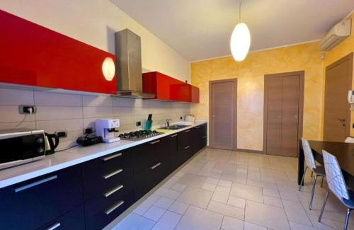 Bergamo House | Bergamoinhouse airport