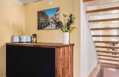 Sentrum House | Bergen's #1 BNB I Jacuzzi & Fireplace & Balcony