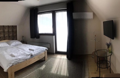 Csaszartoltes House | Berger Pince és vendégház