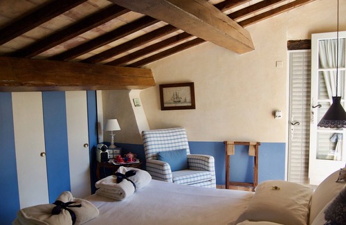 Saint-Paul-en-Foret Bed & Breakfast | Bergerie des Suanes