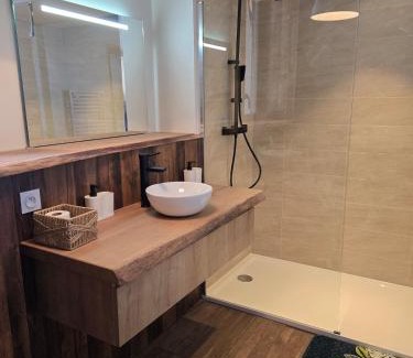 Le Lonzac House | Bergerie en plein nature - SPA PRIVATIF