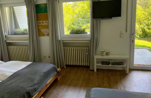 Overath Apartment | Bergische Oase - Ferienwohnung Oskar