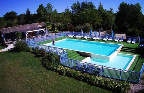 Rives House | Bergougne Campsite* - Mobile Home 3 Rooms 4/6 People