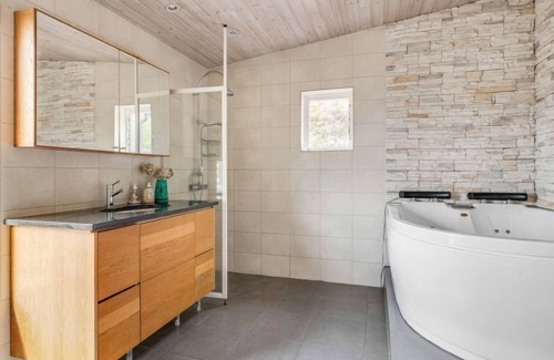 Skaftet House | Bergstigen Gunnebo by Interhome