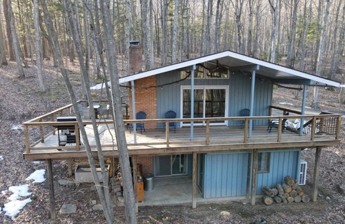 Berkeley Springs Cabin | Berkeley Springs cabin getaway