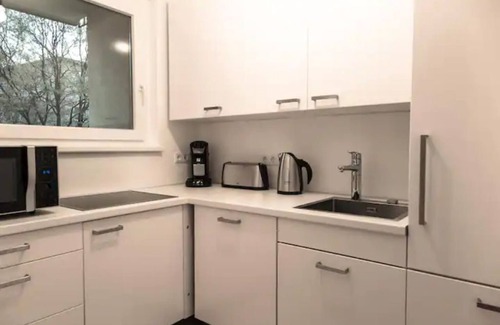 Wilmersdorf Apartment | Berlin City West: Ku'Damm, Zoo Station, Fuggerstraße, Motzstraße