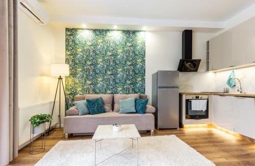 Szeged Apartment | Berliner Apartman by Mital