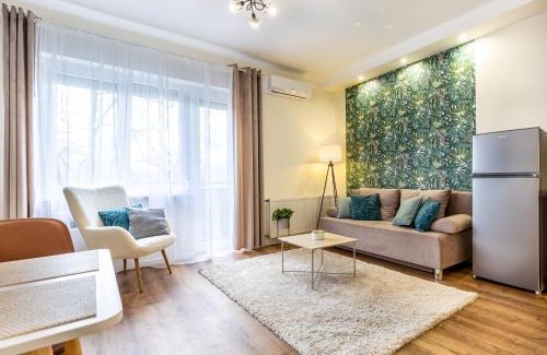 Szeged Apartment | Berliner Apartman by Mital