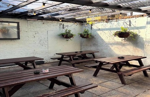 South Bermondsey Apartment | Bermondsey Lovely studio in Central London for a short and long stay sleeps 4