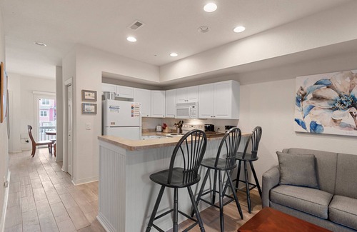 Bermuda Bay House | Bermuda Bay 109: Shared Pool, Pet friendly