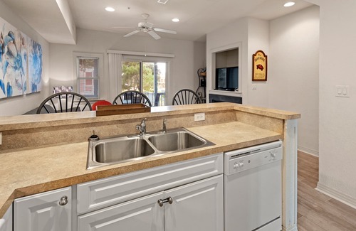 Bermuda Bay House | Bermuda Bay 109: Shared Pool, Pet friendly