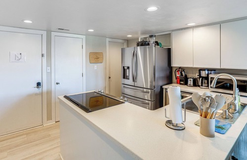 North Shore Condo | Bernard's Landing Condo - Includes Linens!