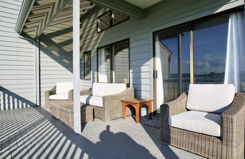 Smith Mountain Lake Condo | Bernards Landing Peninsula Point Condo