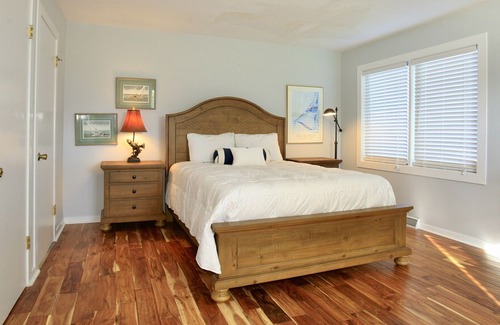 Smith Mountain Lake Condo | Bernards Landing Peninsula Point Condo