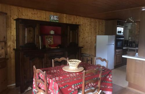 Bernex Apartment | Bernex(74) Appartement 4 personnes dans chalet vue imprenable