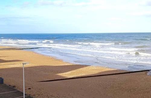 Triqueville Apartment | Bernières-sur-Mer - Studio pour 2 pers. - FR-1-746-28