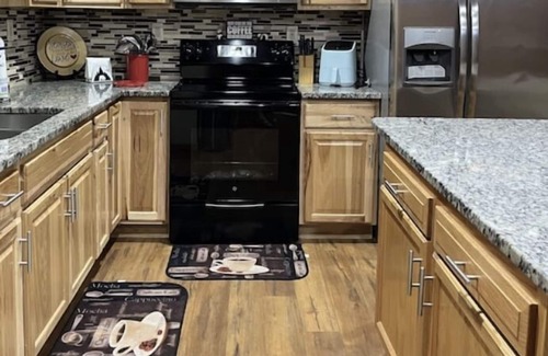 Sevierville Cabin | Berry Beary Cabin. Create existing memories!