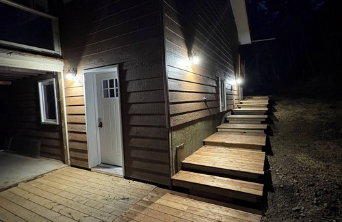 Watson Lake Apartment | Berrynice Lake Suite, Watson Lake right on your door step