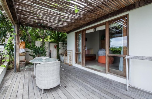 Jungut Batu Villa | Bersantai Villas Lembongan Island