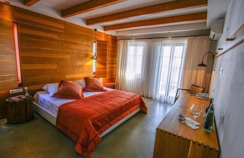 Bozcaada Hotel | Bertiz Bozcaada Hotel and Restaurant